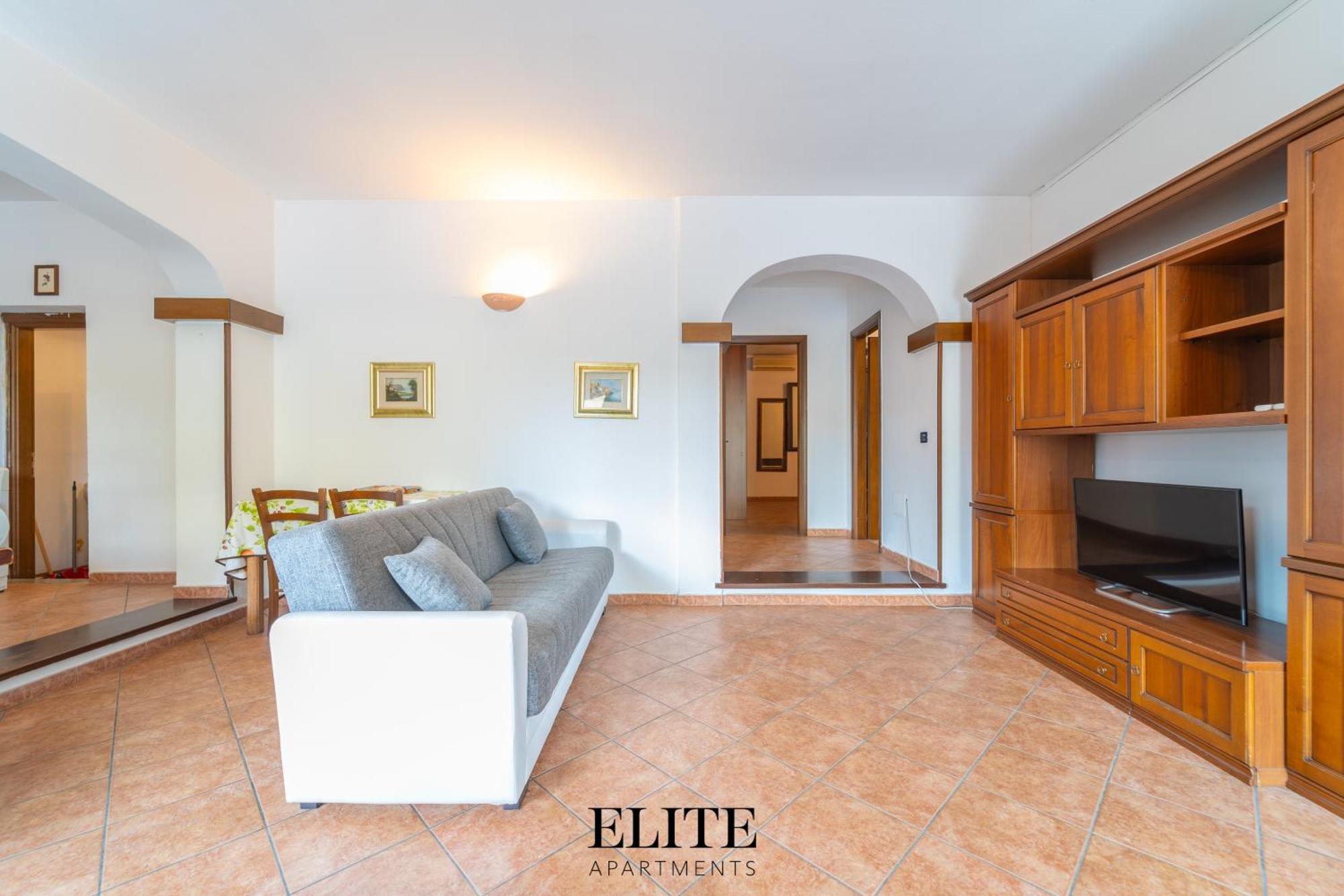 B&B My Home Al Centro Di Olbia Exterior foto